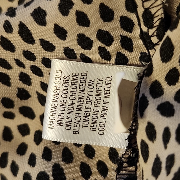 DANA BUCHMAN Polka Dot Women's Button-Up Blouse Size Large - Picture 9 of 9